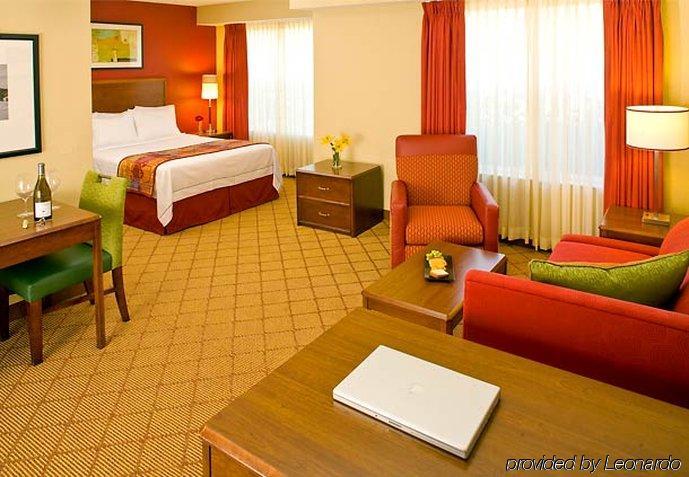Residence Inn By Marriott Fort Collins Exteriör bild